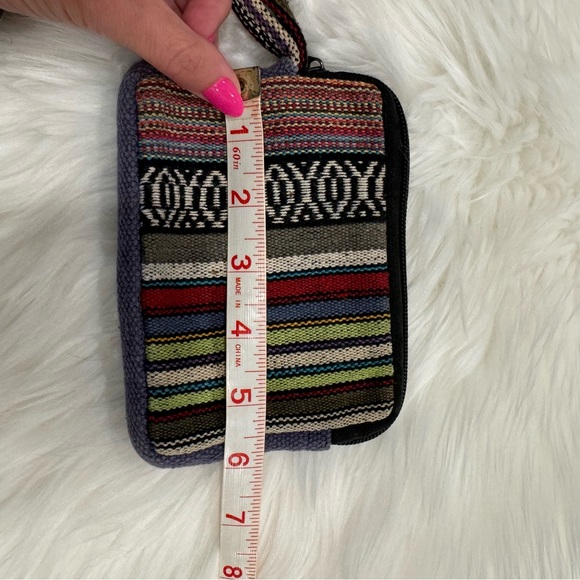 Striped Stylish Mini Coin Purse With Zipper - Picture 9 of 10